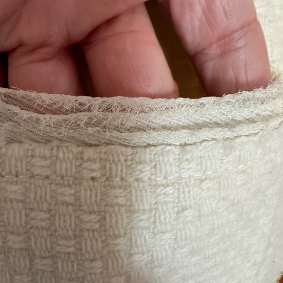 Banana Republic Tweed Blazer in Size 4P - Picture 10 of 13